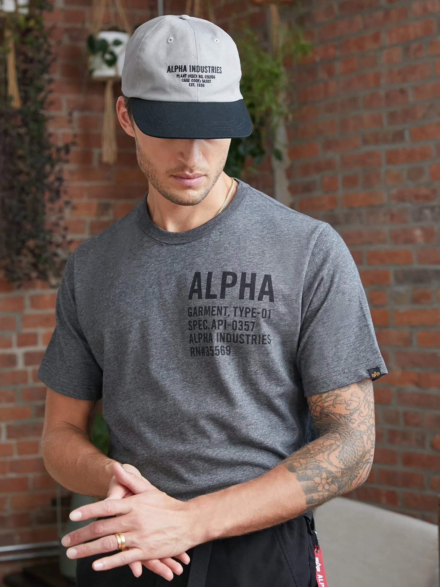 ALPHA GRAPHIC TEE
