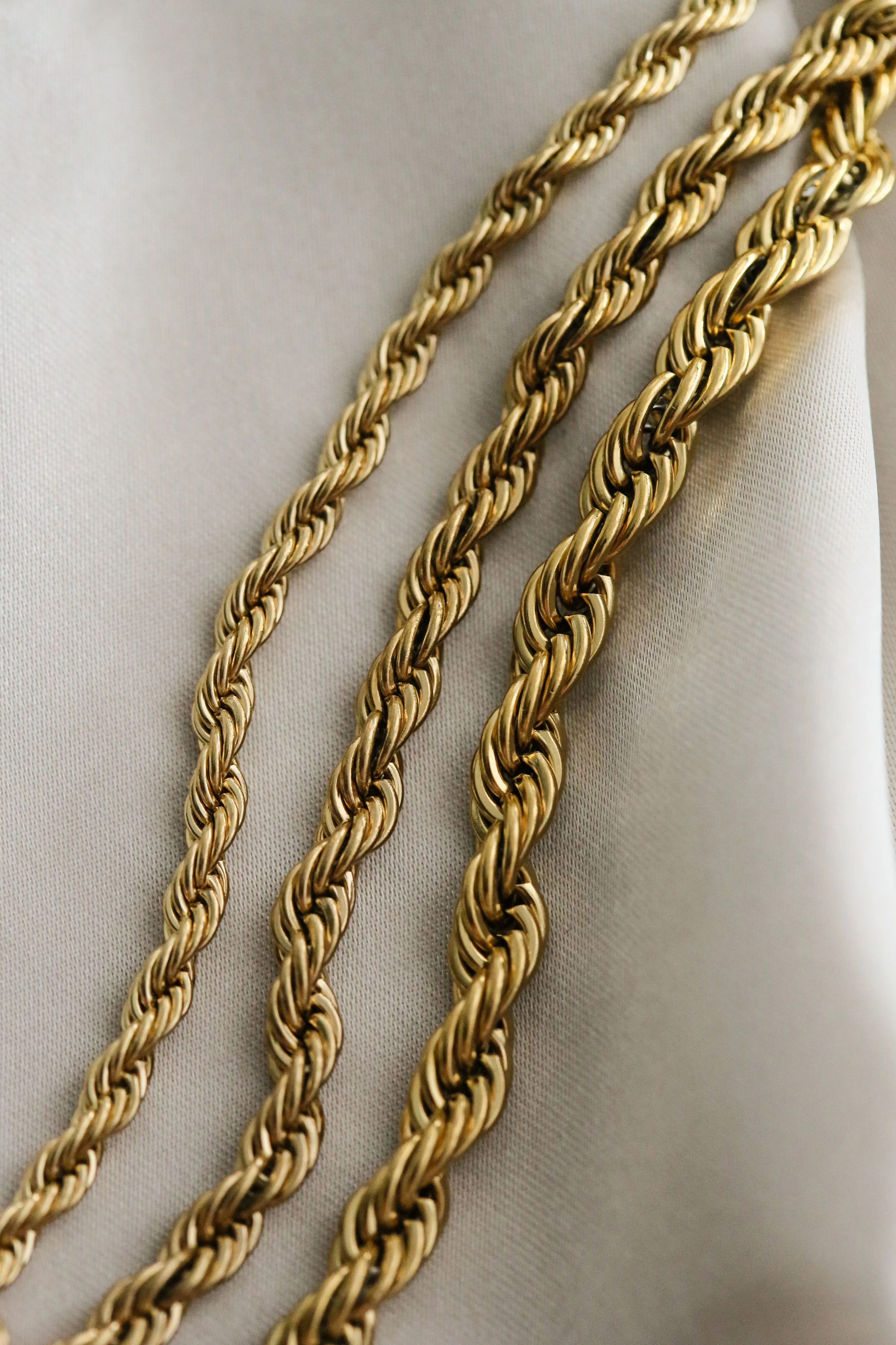 Lola Necklace