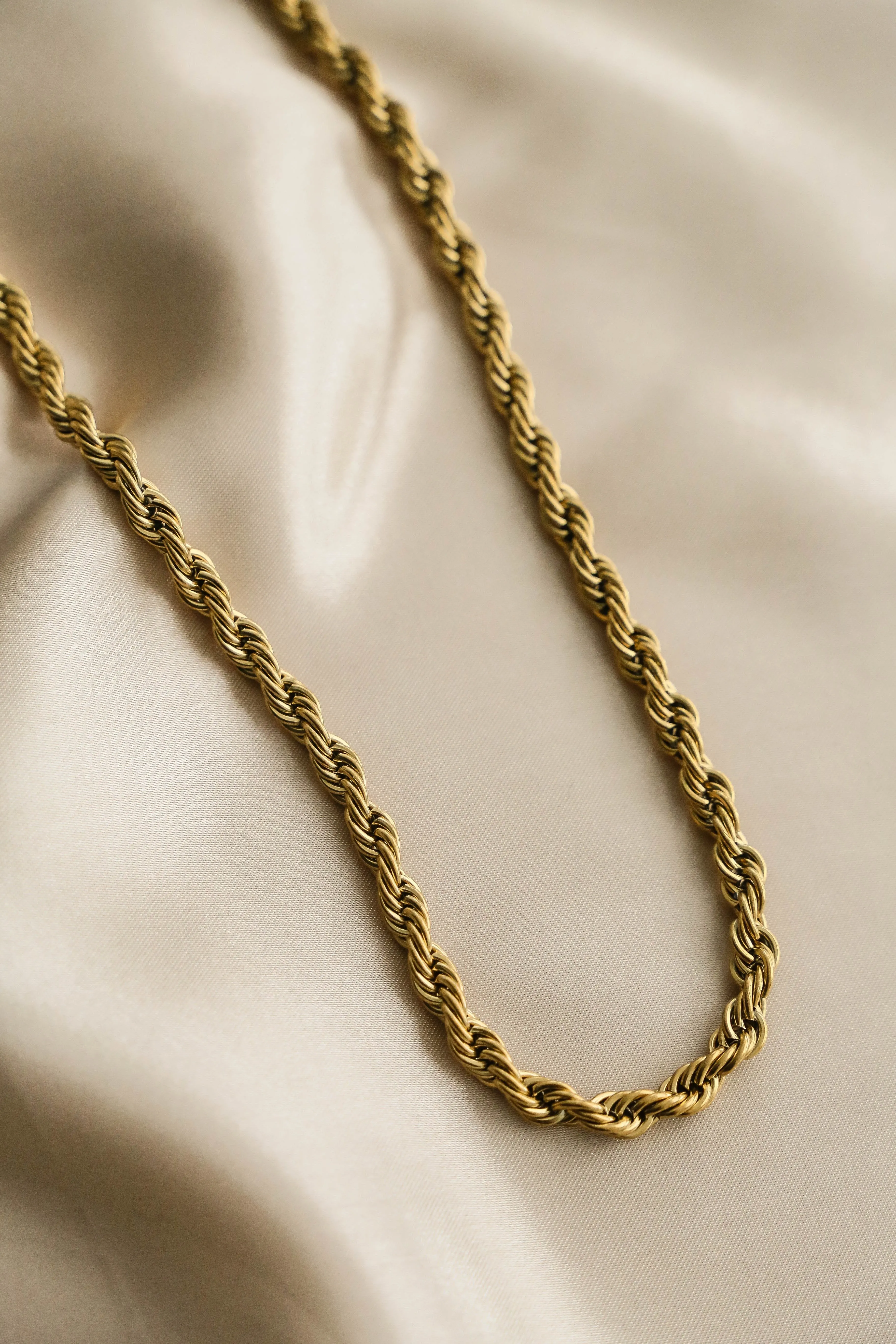 Lola Necklace