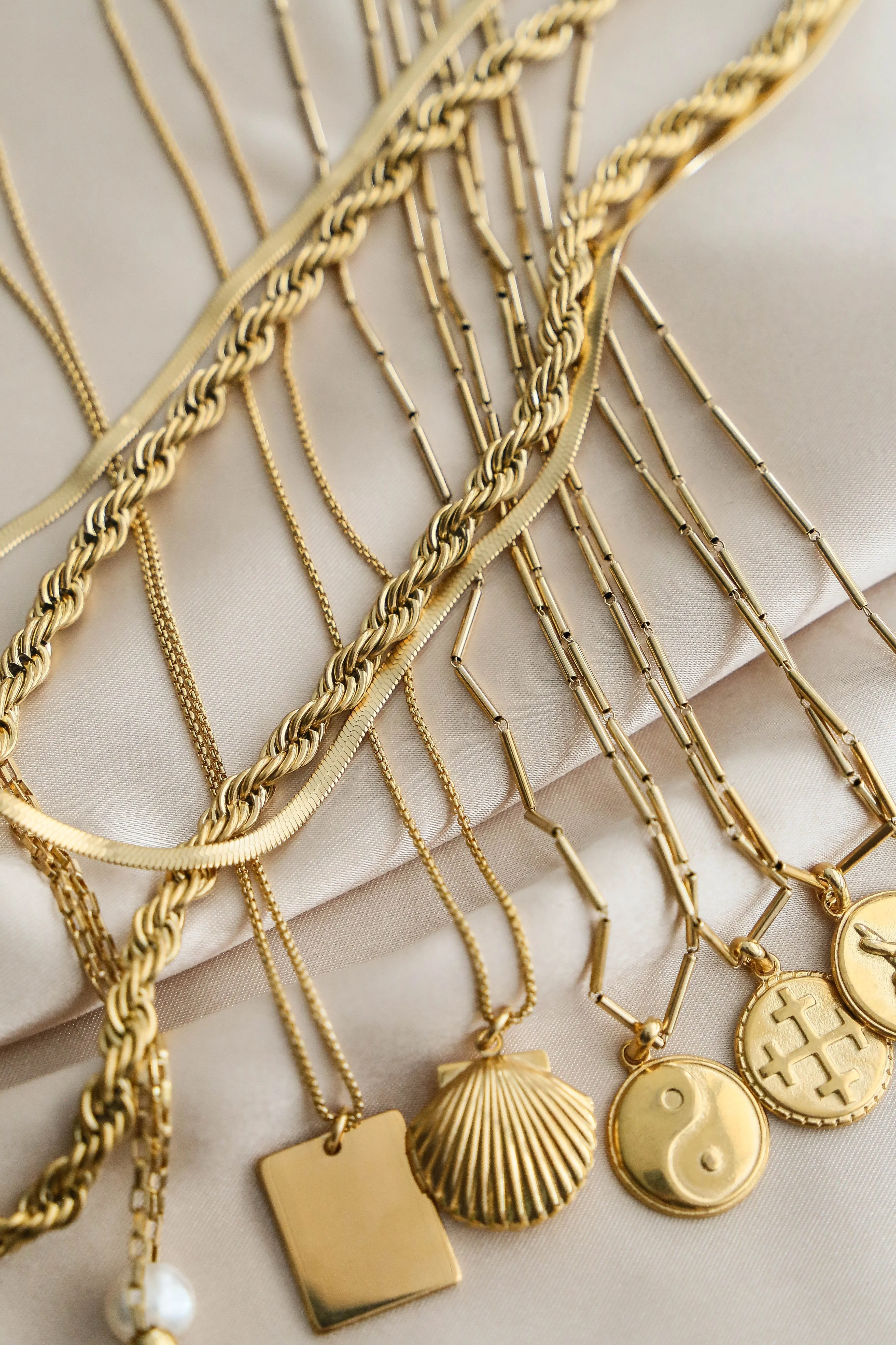 Lola Necklace