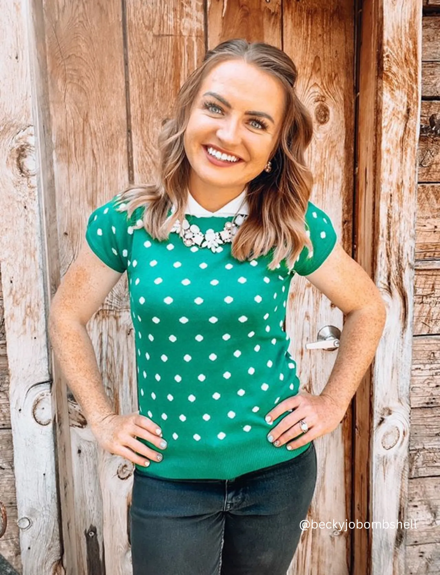 YEMAK Women's Classic Polka Dot Contrast Collar Short Sleeve Casual Pullover Sweater MK3673